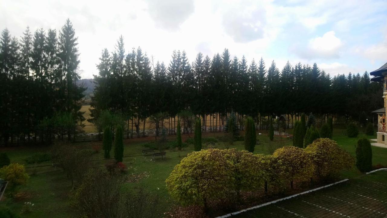 Casa "Ierusalim-Hozeva-Hozeva" Guest House Minastirea Neamt Luaran gambar